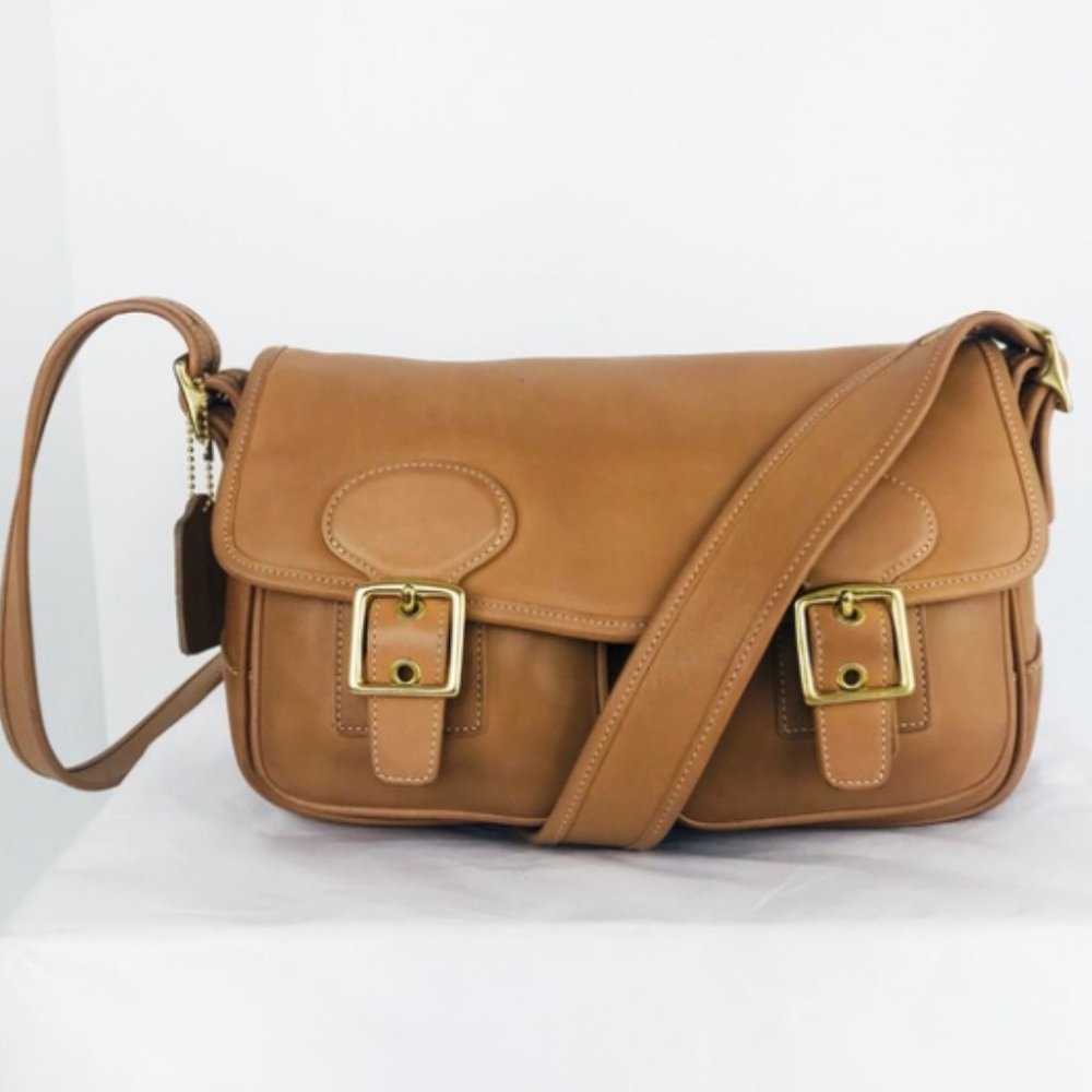 Coach: Authentic, Vintage Rare Legacy Field Bag